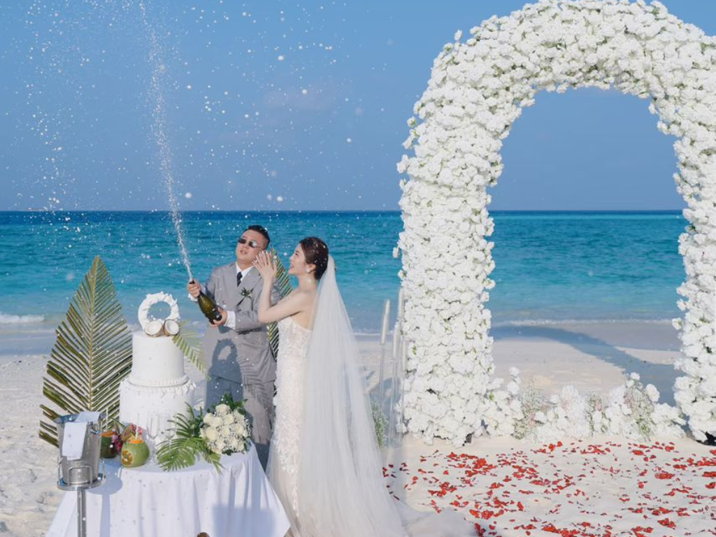 Jua Zanzibar wedding venue beach ceremony setup for intimate couples
