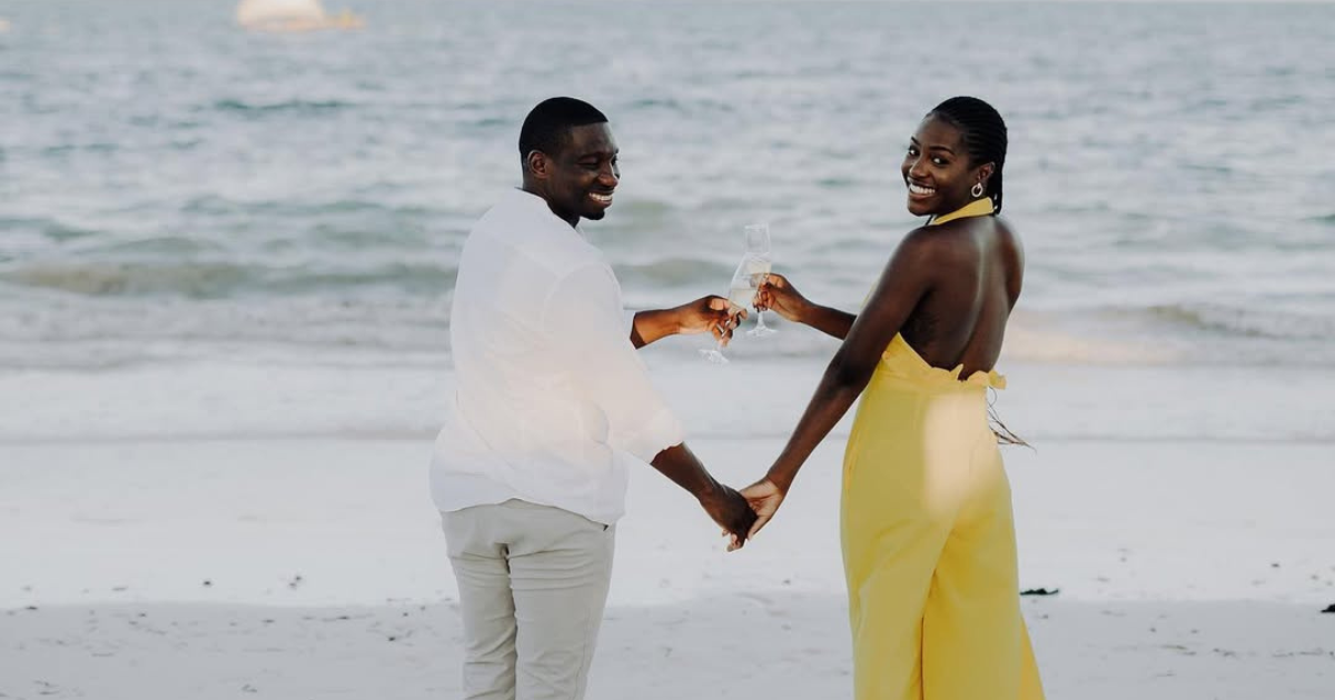 Luxury destination wedding package in Tanzania combining a safari wedding and Zanzibar honeymoon.
